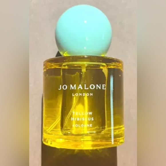 Completely Full Bottle of Jo Malone Yellow Hibiscus. - Picture 2 of 6